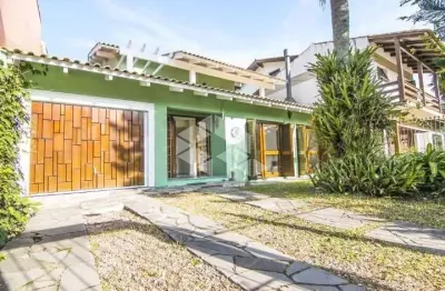 Casa com 6 quartos à venda na Rua Doutor Benjamin Camozato, 55, Jardim Isabel, Porto Alegre