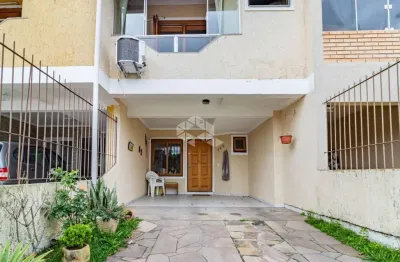 Casa com 2 quartos à venda na Rua Santos Zottis, 160, Hípica, Porto Alegre
