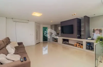 Casa com 3 quartos à venda na Rua das Caravelas, 741, Vila Ipiranga, Porto Alegre