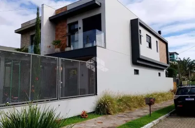 Casa em porto alegre, no condomínio jardins do prado com 3 dormitórios (2 suítes),  à venda.