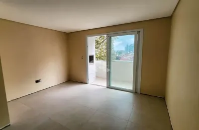 2 quartos, 1 suite, 1 vaga, com 108m² e ótima posição solar!