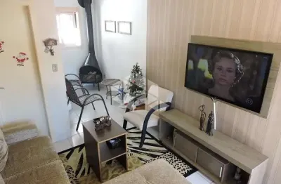 Sobrado com 2 dormitório, sala e banheiro , cozinha  com churrasqueira e garagem no bairro desvio ri