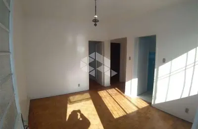 Apartamento dois quartos sem garagem só com 2 pavimentos próximo os centro.