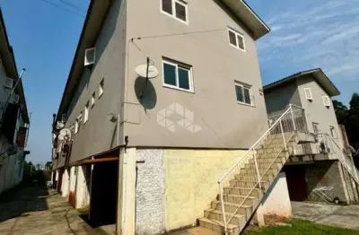 Sobrado com 2 dormitório, sala e banheiro , cozinha  com churrasqueira e garagem no bairro desvio ri