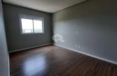 Belo apartamento com sol o dia todo no cinquentenário