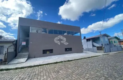 Pavilhão a venda com 2 andares e 300 m² privativos, bairro sagrada familia.