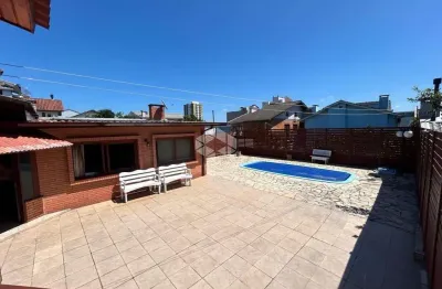 Casa com 2 quartos à venda na Doutor Jorge Sehbe, 195, Santa Catarina, Caxias do Sul
