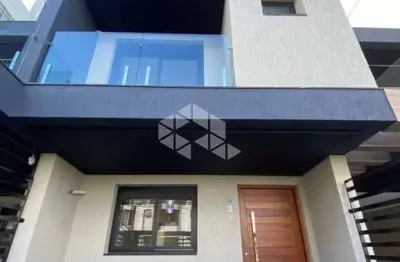 Casa com 3 quartos à venda na Rua Padre Pedro F Piccoli, 437, Nossa Senhora da Saúde, Caxias do Sul