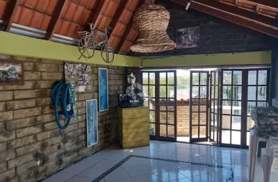 Casa com 2 quartos à venda na Rua Pixinguinha, 264, Esplanada, Caxias do Sul