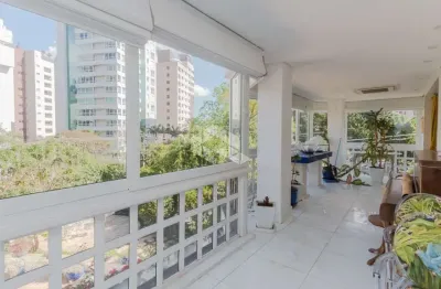 Cobertura 04 dormitórios, 02 vagas e com 648m² no bela vista em poa