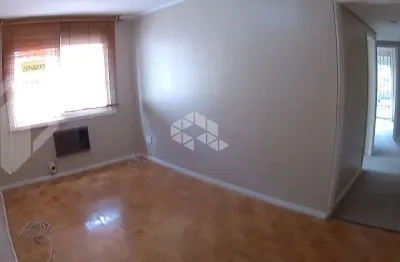 Apartamento de 2 dormitórios, sacada, 2 banheiros e vaga escriturada no bairro menino deus