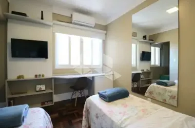 Apartamento jkzão em andar alto, com linda vista, totalmente reformado, decorado e mobiliado