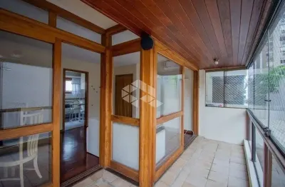 Apartamento com 3 quartos à venda na Rua Eça de Queiroz, 384, Petrópolis, Porto Alegre