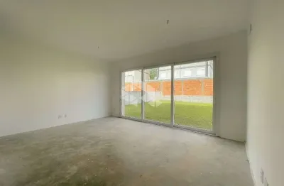 Sobrado 03 dormitórios com suíte no bairro chácara das nascentes