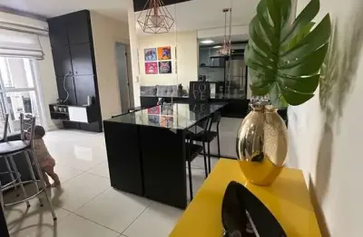 Apartamento 2 quartos, living, sacada com churrasqueira