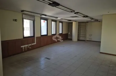Sala comercial à venda na Avenida Luiz Manoel Gonzaga, 450, Três Figueiras, Porto Alegre