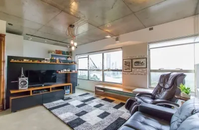 Apartamento novo de 2 dormitórios, 1 suíte, com 68,50 m² e 2 vagas