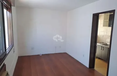Apartamento de 1 dormitório, no bairro vila ipiranga, em porto alegre.