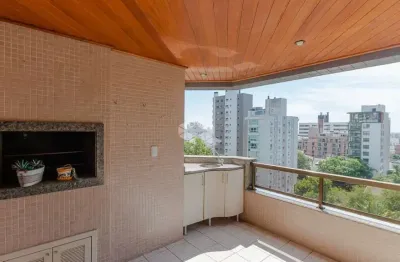 Apartamento  3 Dormitórios, Suíte, Churrasqueira e 2 Vagas de Garagem no Bairro Bela Vista em Porto Alegre