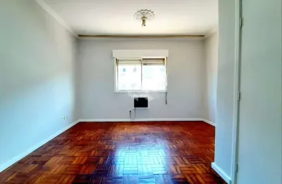 Apartamento 3 dormitórios e vaga de garagem no Bairro Vila Assunção de Porto Alegre