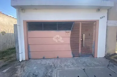 Casa térrea recém reformada com 304m² com excelente localização.
