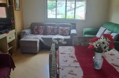 Apartamento com dois dormitórios , prédio com elevador, bairro intercap em porto alegre.