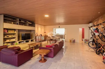 Casa/sobrado 3 dormitórios, 413 m², no bairro jardim itu sabará
