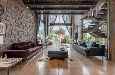 4 dormitorios sendo 2 suites casa sobrado com 500m² em condominio, bairro teresópolis em porto alegre.