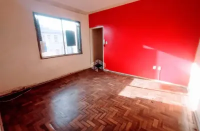 Apartamento 2 dormitórios, bairro são joão em porto alegre.