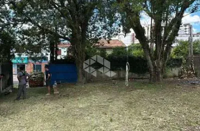Terreno plano com 466 metros totais no bairro cristo redentor