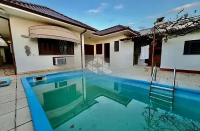 Casa com 3 quartos à venda na Rua Adão Baino, 475, Cristo Redentor, Porto Alegre