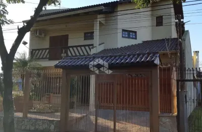Casa com 3 quartos à venda na Rua Papa Pio XII, 206, Passo das Pedras, Porto Alegre