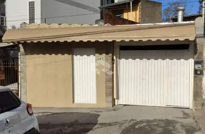 Casa à venda no bairro vila jardiim próximo ao sesc da protásio alves.