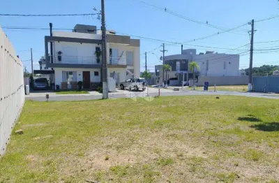 Terreno plano de esquina com 171m²  em condomínio fechado dentro do Verdes Campos