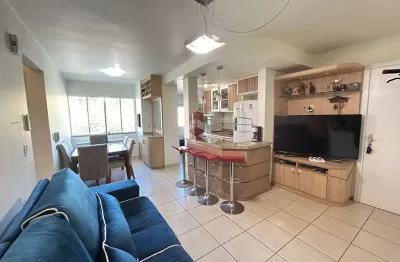 Apartamento com 55,36 m² privativos, 2 dormitórios e 1 vaga no bairro guarujá