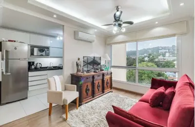 Belo  apartamento, com 2 dormitórios, 2 vagas no centrinho do bairro tristeza
