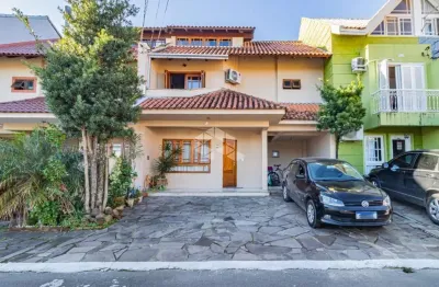 Casa em condomínio 3 quartos e 2 vagas de garagem no bairro ipanema