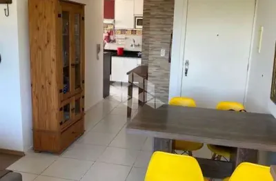 Apartamento a venda com 2 dormitórios totalmente mobiliado com box próximo ao zaffari.