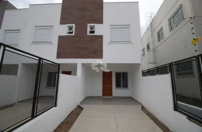 Casa em condomínio 2 quartos, 1 suíte e 2 vagas de garagem no bairro nonoai