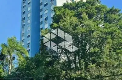Excelente apartamento 02 dormitórios no bairro cristal.
