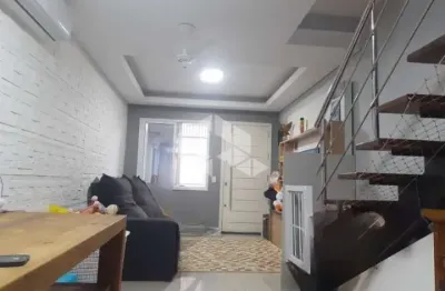 Casa a venda 2 dormitórios 2 suítes semi mobiliada com piscina na zona sul de porto alegre.