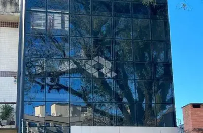 Prédio da defensoria publica a venda com 12 salas,  elevador a rua miguel  teixeira bairro menino deus