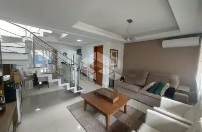 Sobrado a venda no jardim do prado com 3 dormitórios semimobiliado na hípica.