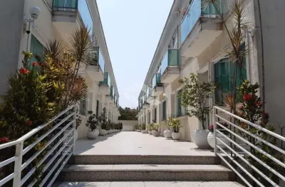 Casa com 2 quartos à venda na Rua Horácio Alves da Costa, 226, Jardim Prudência, São Paulo
