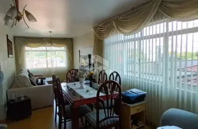 Apartamento de 121m² no ipiranga, com sala para 03 ambientes, 02 quartos e 01 vaga de garagem.