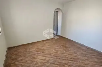 Apartamento de 56m2, reformado, na vila mariana em são paulo com sala para 2 ambientes, cozinha, lavanderia, 2 quartos, 1 banheiro e 1 vaga de garagem