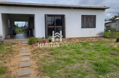 Casa com 2 quartos à venda na mario quintana, 940, praia gaucha, torres por r$ 450.000