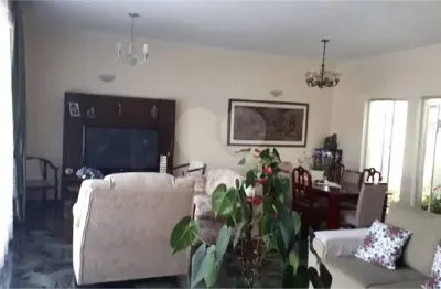 Casa comercial à venda na Avenida Interlagos, 7030, Interlagos, São Paulo