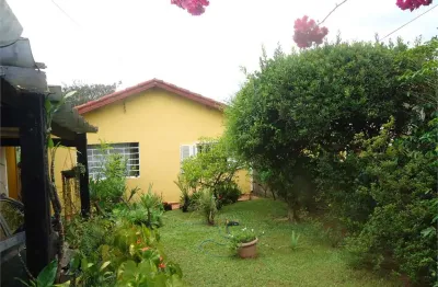 Casa com 2 quartos à venda na Rua Vassoural, Socorro, São Paulo
