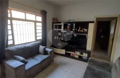 Casa com 3 quartos à venda na Rua Araguaia Vieira Ribeiro, 350, Interlagos, São Paulo